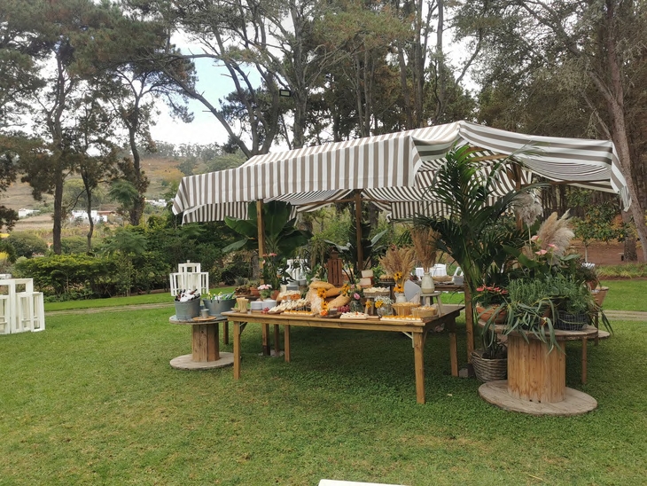 Montaje de stands y carpas para ferias y exposiciones
